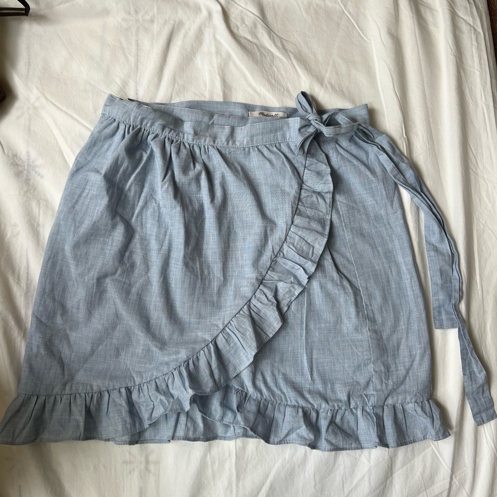 Madewell blue linen wrap skirt - size medium / Size 6